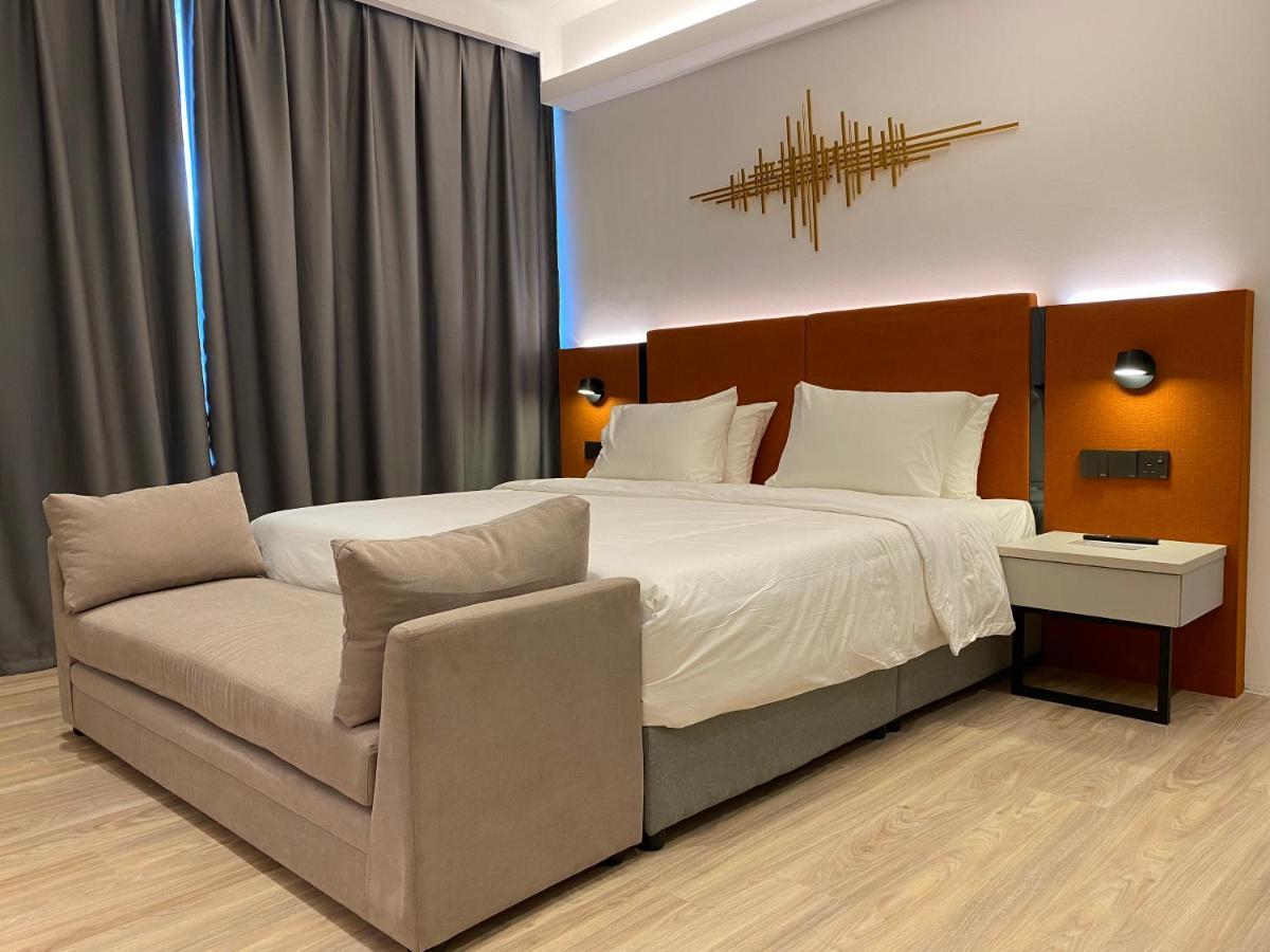 Otel Hotel Suite Sibu Bagian luar foto